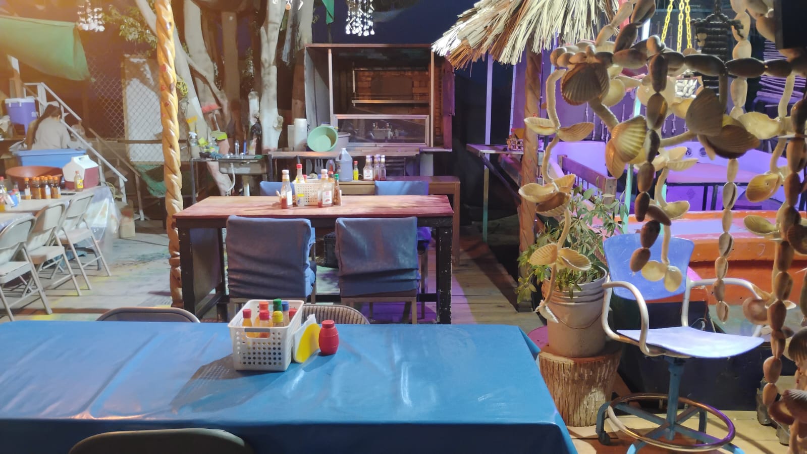 Interior de Yavaros Mariscos